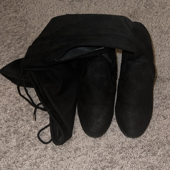 Over the knee boots - Picture 4 of 4